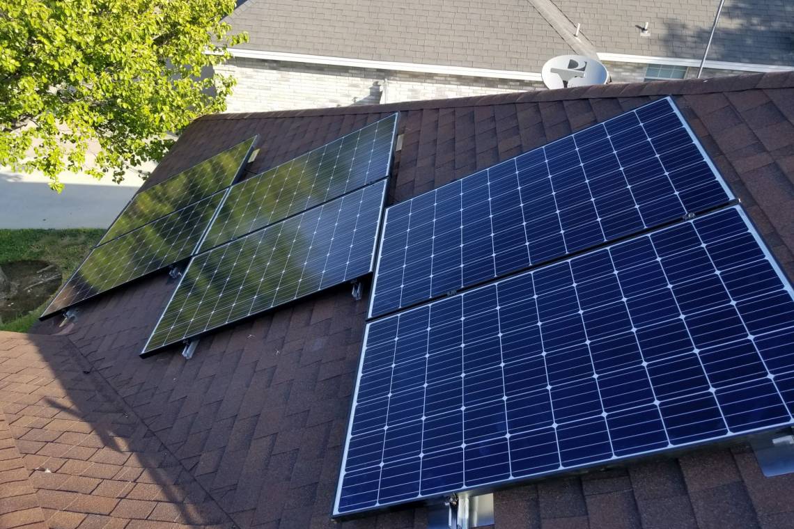 Roof Mount Solar in Laredo, TX